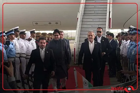پزشکیان به منظور شرکت در اجلاس سران کشورهای عضو بریکس وارد دهلی نو شد
﻿