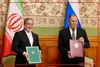 امضای برنامه رایزنی های وزرات خارجه های ایران و روسیه توسط عراقچی و لاوروف