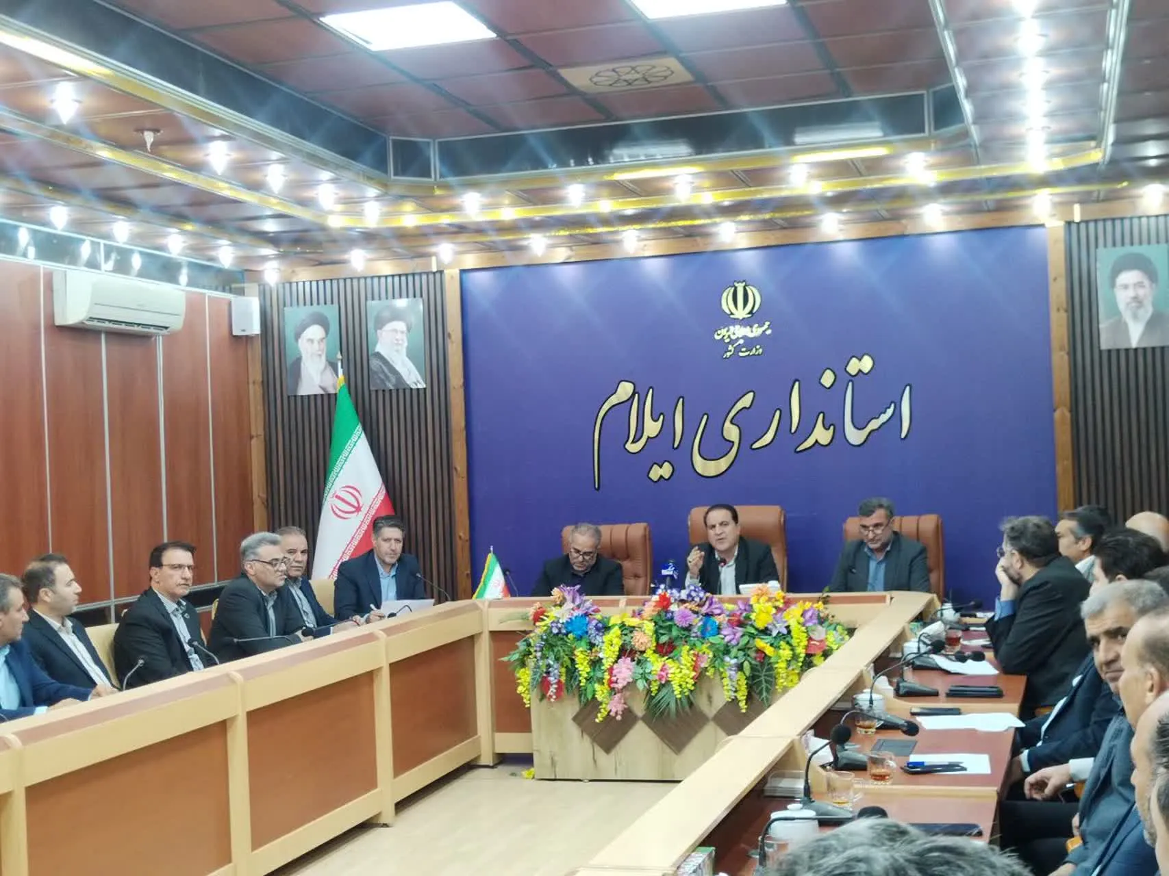 هشدار استاندار ایلام به بانک‌ها؛ تعلل در پرداخت تسهیلات تولیدی پذیرفتنی نیست