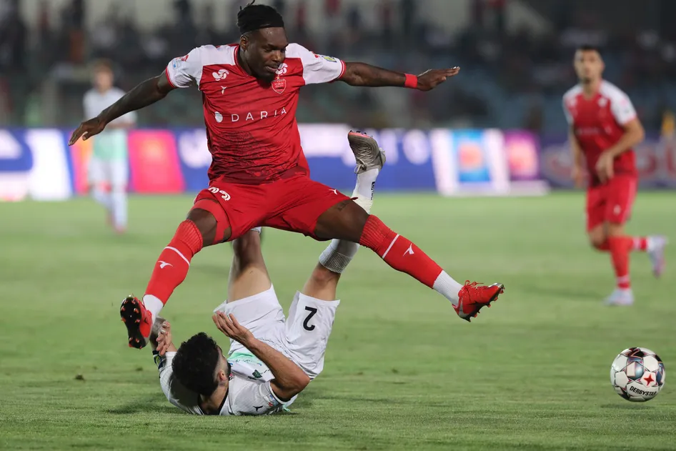 دیدار تیم‌های فوتبال پرسپولیس - ذوب آهن