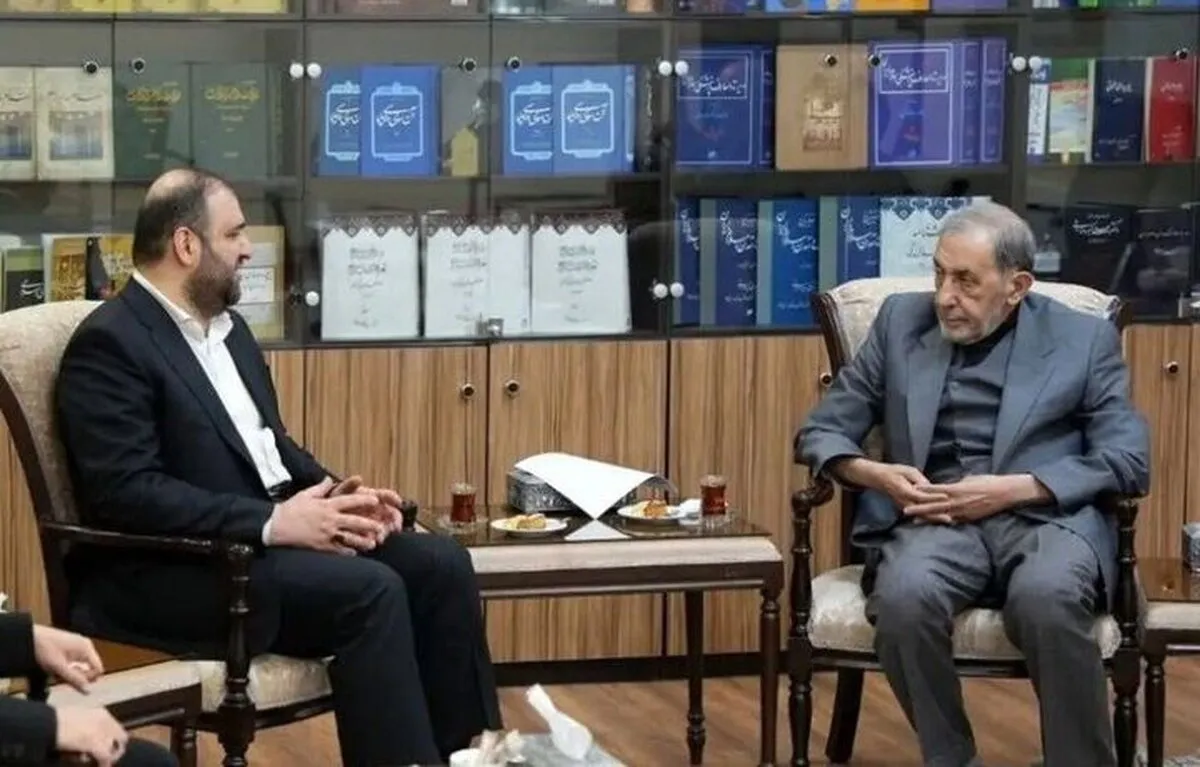 Velayati lauds people of Iraq for unprecedented turnout to polls