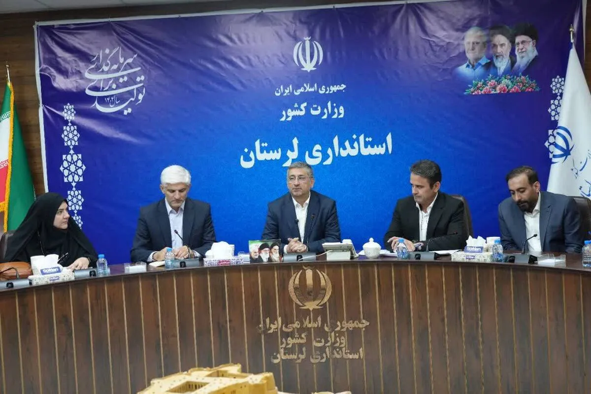 استاندار لرستان : ورزشگاه اختصاصی خیبر در تراز استانداردهای ملی و بین‌المللی احداث می شود  / استقبال مردم از تیم خیبر نشانه ظرفیت بالای فوتبال لرستان است