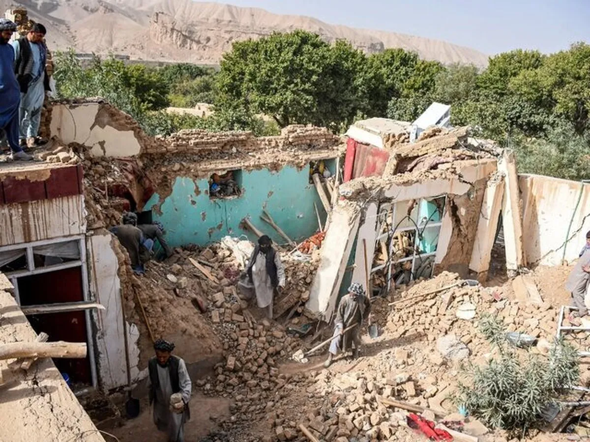 Araghchi: Iran Ready to Send Immediate Aid to Afghanistan Earthquake Victims
