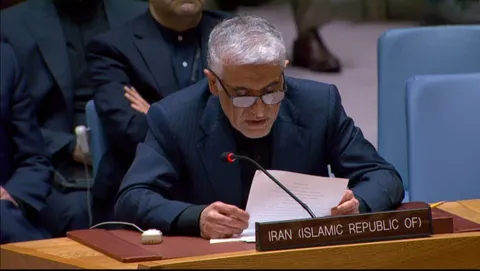 نامه ایروانی درباره اذعان مقامات آمریکا به نقش کشورهای حاشیه خلیج فارس در تجاوز به ایران