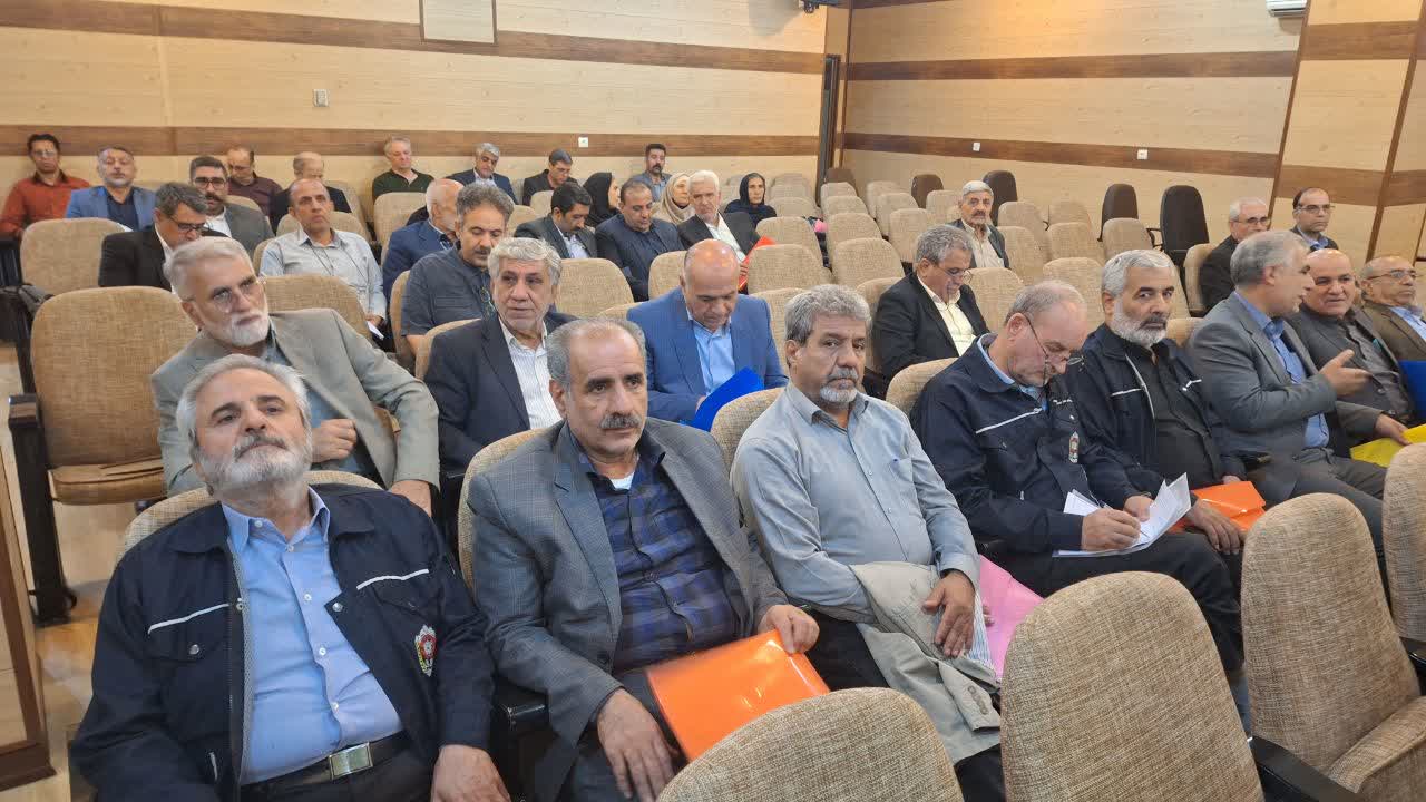 بررسی چالش‌های بیمه‌ای و درمانی کارگران کشور در کمیته بیمه و درمان کشور در استان قزوین