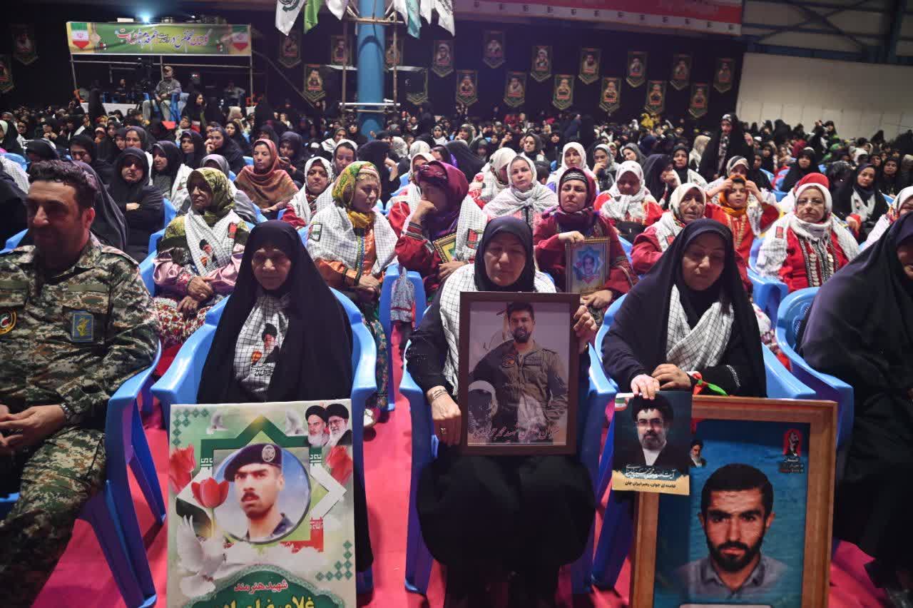 گزارش تصویری / دومین اجلسایه ملی چهار هزار شهید استان گلستان