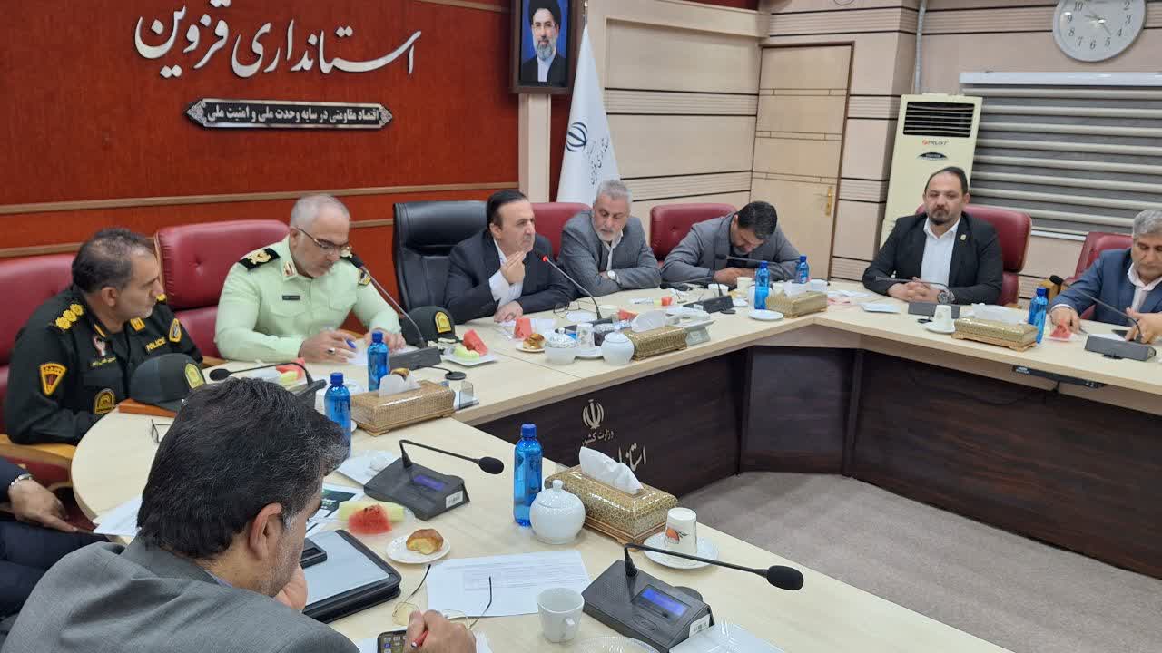 اصناف وبازاریان قزوین در جنگ اخیر کنار مردم و دولت بودند/ نشاط اجتماعی در چارچوب قانون و عرف جامعه دنبال شود