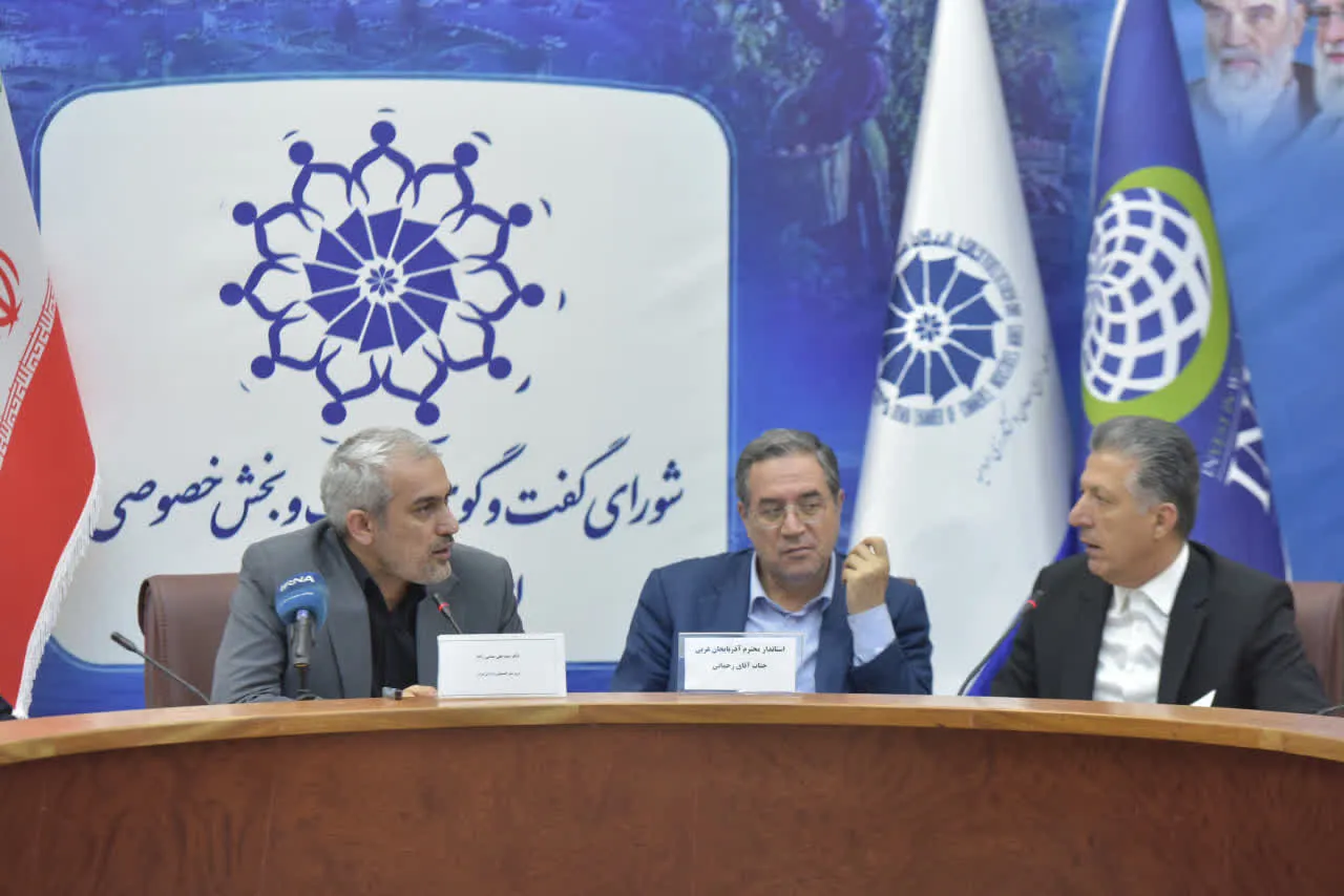 وزیر اقتصاد: جبران عقب‌ماندگی تخصیص منابع بانکی آذربایجان‌غربی در اولویت است