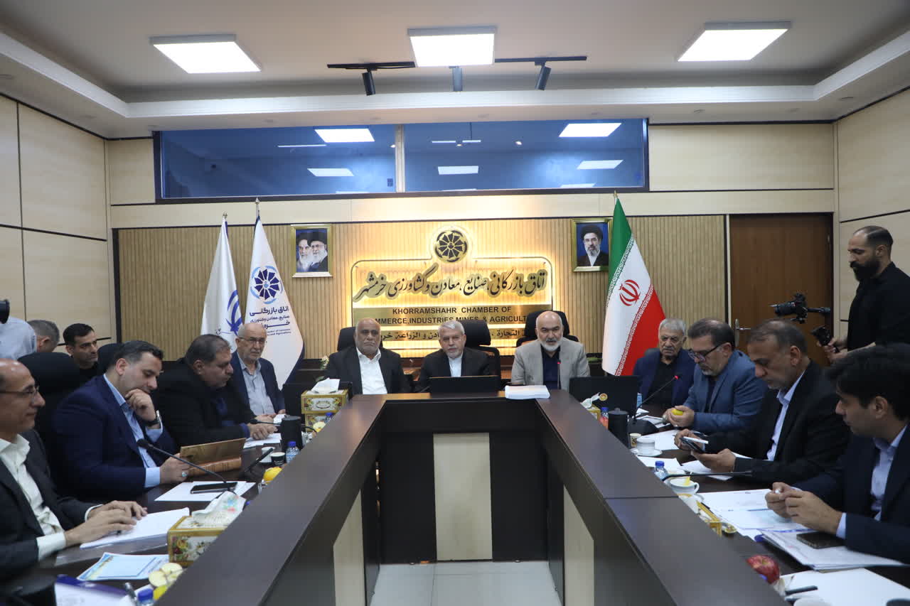 استاندار خوزستان: آبادان و خرمشهر پیشران اقتصادی کشور هستند / ظرفیت همجواری با عراق؛ فرصتی برای رونق گردشگری درمانی در اروند استاندار خوزستان: آبادان و خرمشهر پیشران اقتصادی کشور هستند / ظرفیت همجواری با عراق؛ فرصتی برای رونق گردشگری درمانی در اروند