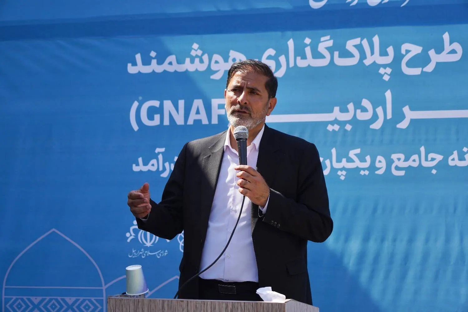 آغاز عملیات پلاک‌گذاری هوشمند املاک در اردبیل/نصب ۴۰ هزار پلاک هوشمند