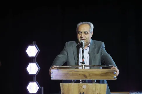 استاندار آذربایجان شرقی: آموزش دانشگاهی در کنار صنعت، مسیر اشتغال دانش‌ آموختگان را هموار می‌کند