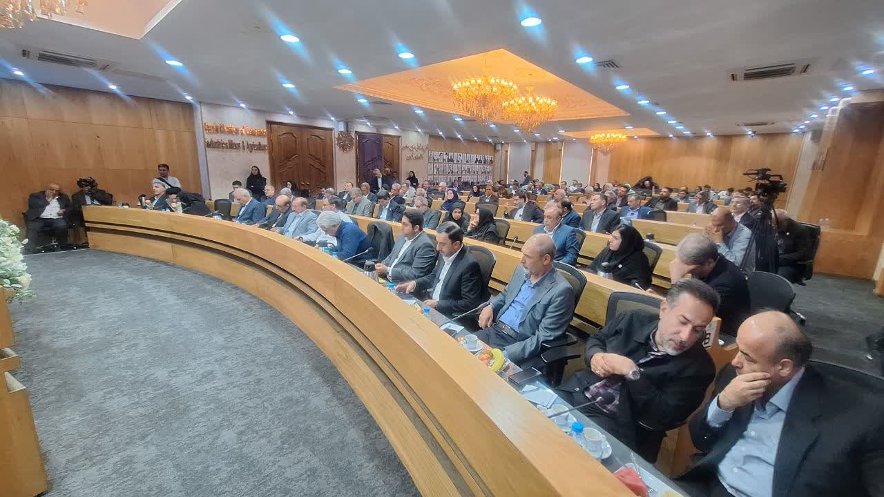 نوسازی صنایع قزوین در اولویت است/ برگزاری شورای عالی معادن در قزوین