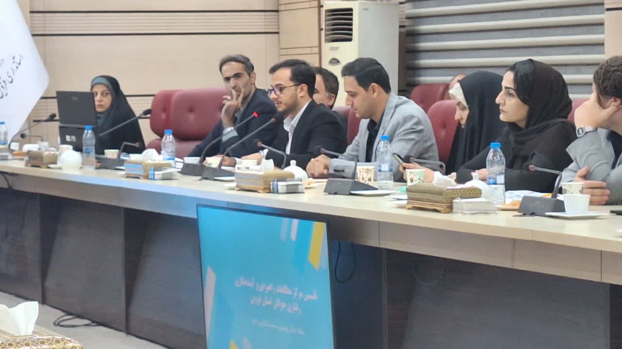 فعالیت ۷۰ سمن جوانان در قالب ۱۱ دبیرخانه تخصصی در قزوین / راه‌اندازی ۲۰ مرکز مشاوره