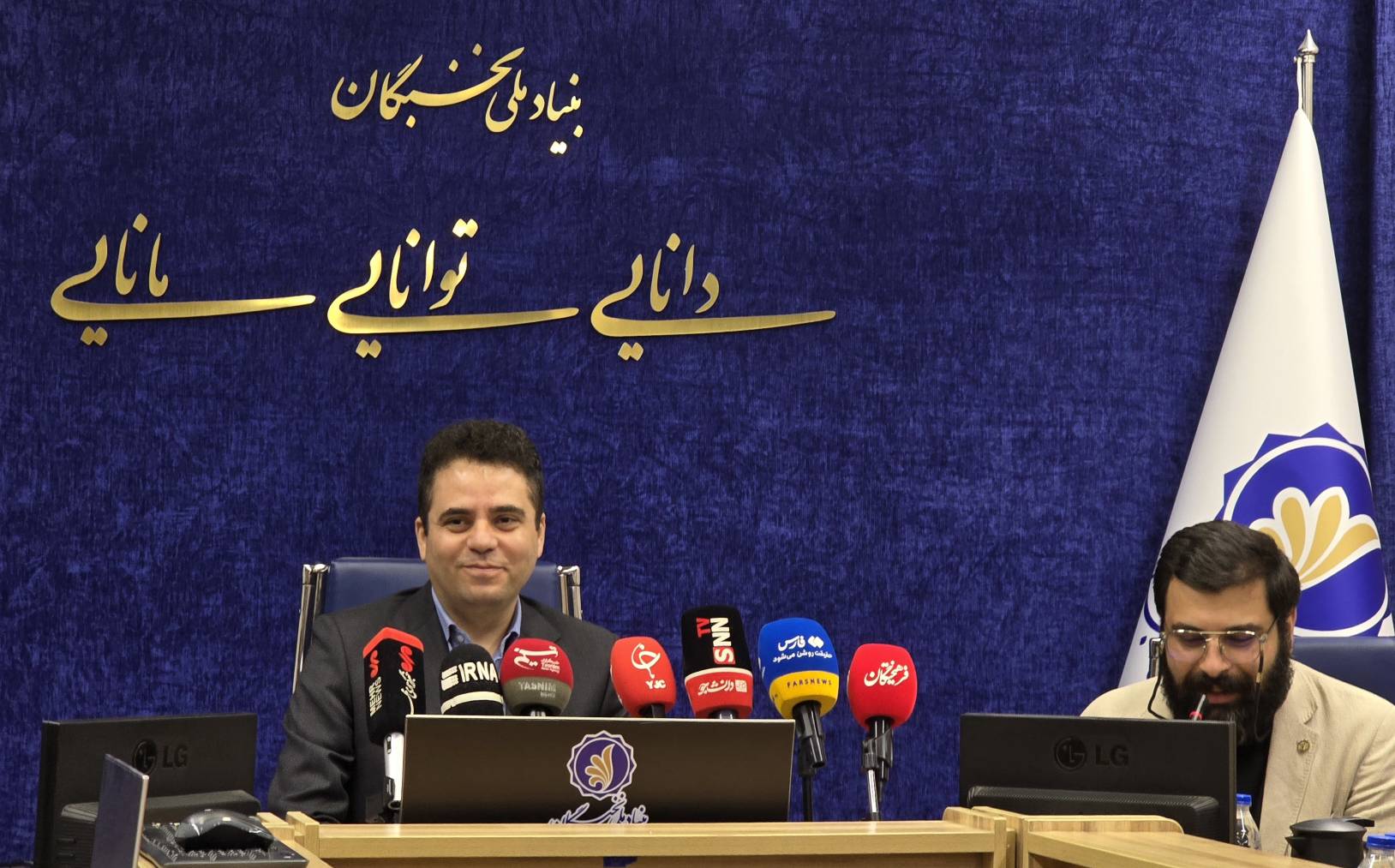 نرخ ماندگاری نخبگان در سال ۱۴۰۳ اعلام شد؛ تغییر پارادایم بنیاد ملی نخبگان به چه معناست؟ نرخ ماندگاری نخبگان در سال ۱۴۰۳ اعلام شد؛ تغییر پارادایم بنیاد ملی نخبگان به چه معناست؟