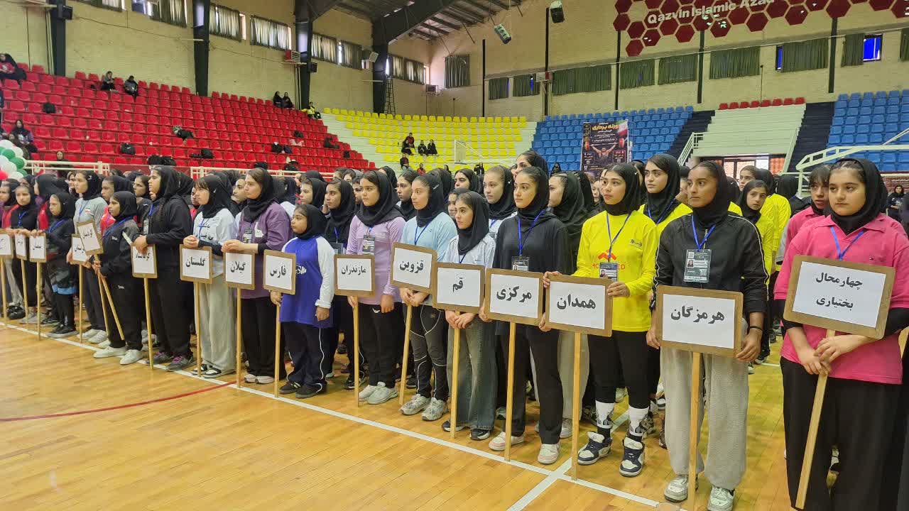 آغاز مسابقات وزنه‌برداری قهرمانی کشور و المپیاد استعدادهای برتر در قزوین