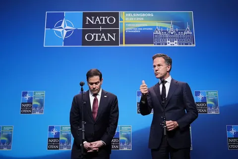 وزیر خارجه آمریکا مدعی «پیشرفت جزئی» در مذاکرات با ایران شد