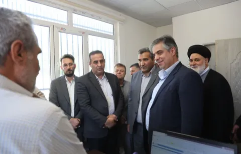 توقف‌ناپذیری خدمت‌رسانی در استان مرکزی علیرغم دشواری‌های اقتصادی / تأکید استاندار بر نقش زیرساخت‌های سلامت در ارتقای کیفیت زندگی