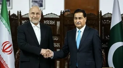 پیام تبریک رئیس مجلس پاکستان به قالیباف/تاکید بر تقویت دیپلماسی پارلمانی دوجانبه