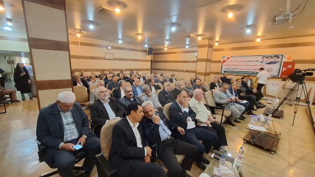 احمدپور: ۷۰ درصد جمعیت قزوین تحت پوشش تأمین اجتماعی هستند؛ شستا نگاه ویژهای به استان داشته باشد احمدپور: ۷۰ درصد جمعیت قزوین تحت پوشش تأمین اجتماعی هستند؛ شستا نگاه ویژهای به استان داشته باشد