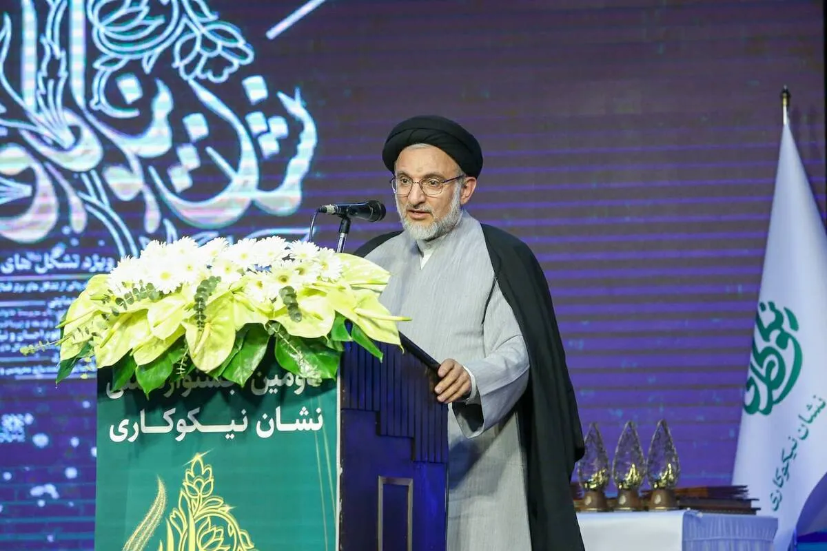 رسیدگی به مردم در متن ولایت است / خیرین باید آینده‌نگر و مسئله‌محور باشد