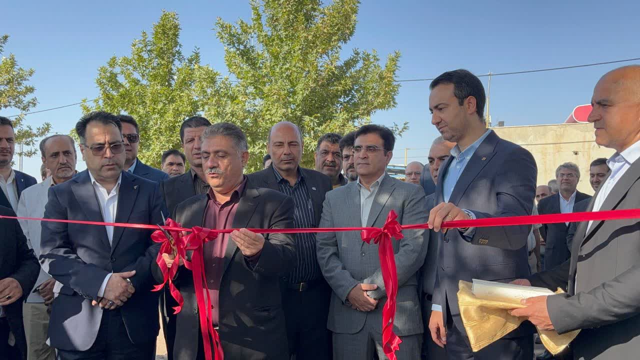 اولین مرکز آموزش فنی حرفه ای هییت امنایی تخصصی صنعت ساختمان کشور در محموداباد نمونه استان قزوین افتتاح شد 