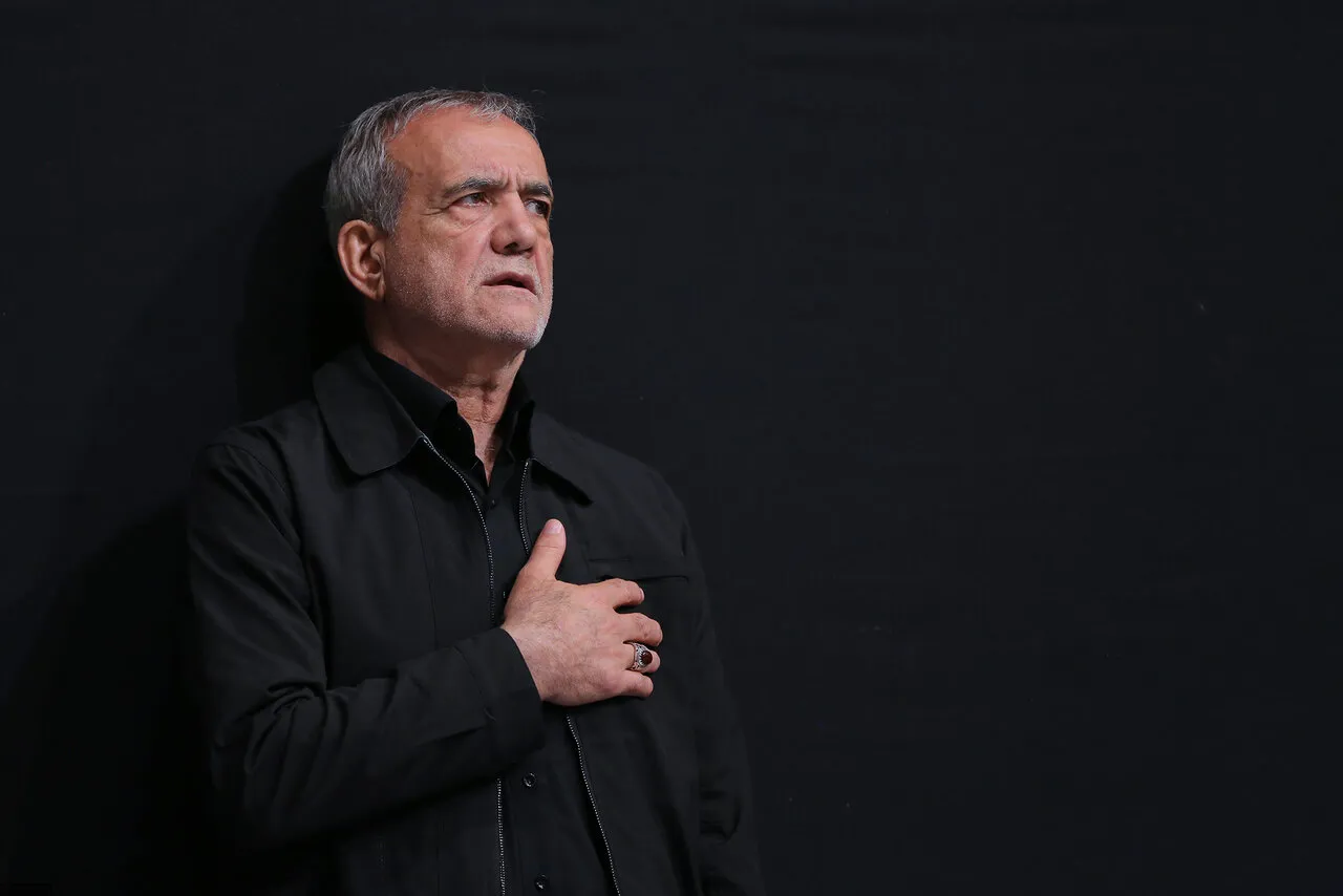 رئیس جمهور کشورمان شهادت مقام معظم رهبری را تسلیت گفت