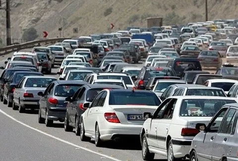 سه میلیون و ۱۰۰ هزار تردد در جاده‌های استان مرکزی ثبت شد