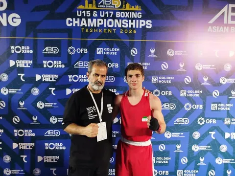 بوکس قهرمانی نوجوانان آسیا/ مدال برنز آسیا نصیب پسر ایرانی شد؛ نماینده کشورمان در یک قدمی مدال طلا