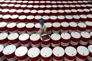China's oil imports rebound from decade-low levels