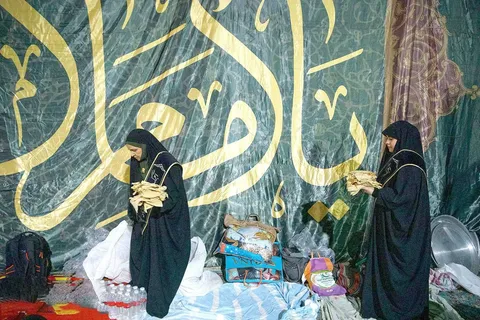 آغاز خدمت‌رسانی موکب «جوادالائمه (ع)» کفشداران به زائران پیاده امام رضا (ع) در مسیر نیشابور - مشهد
