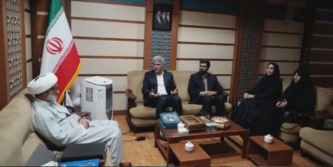 دیدار دبیر شورای عالی انقلاب فرهنگی با رئیس فدراسیون شمشیربازی