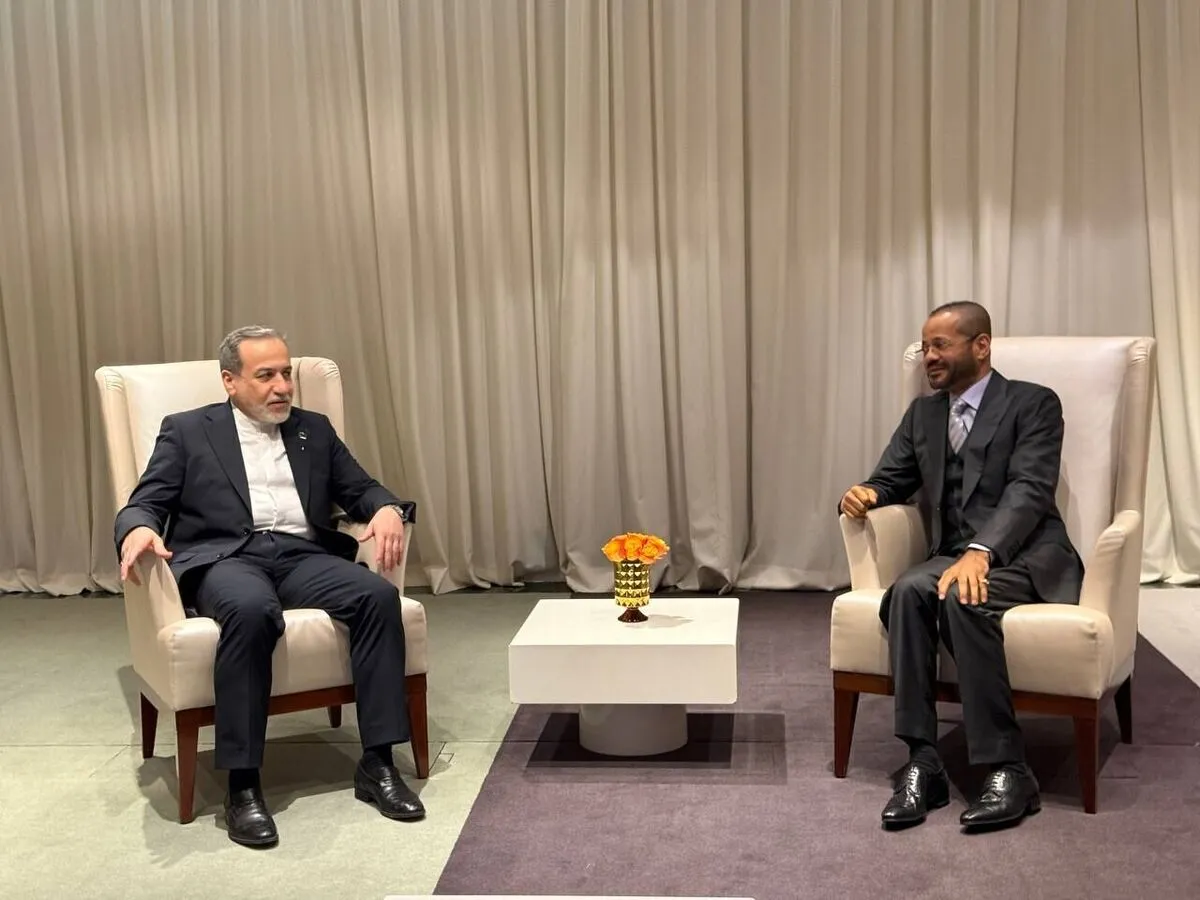 عراقچی با وزیر امور خارجه عمان در ژنو دیدار کرد