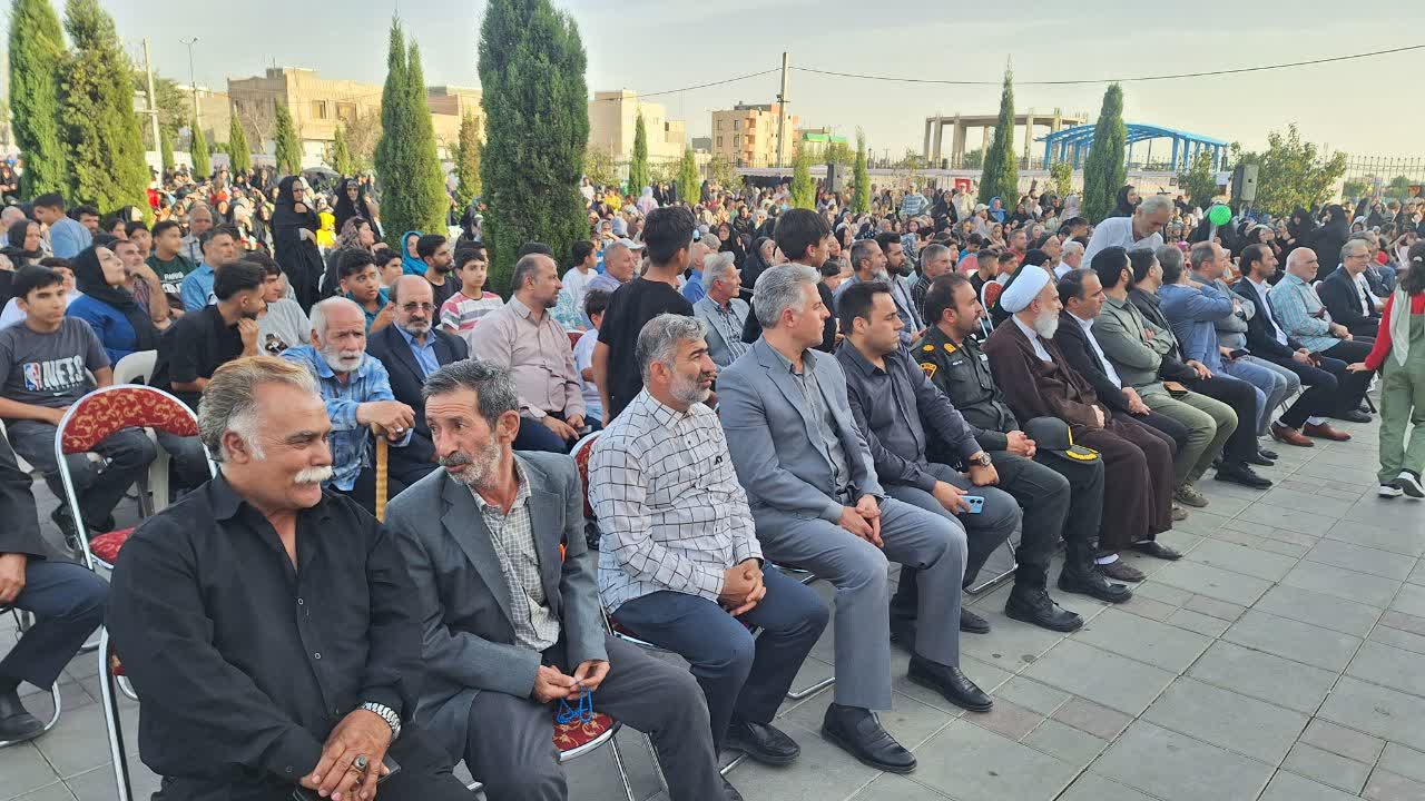 هندوانه دیم شریف آباد می‌تواند به برند گردشگری و اقتصادی منطقه تبدیل شود