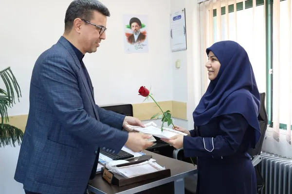 تقدیر مدیرکل ورزش و جوانان خراسان رضوی از کارکنان به مناسبت روز کارمند