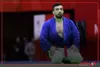 اهدای مدال احمدزاده توسط سید مناف هاشمی و محمدرضا نصیری‌نژاد