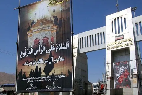 شهردار ارومیه : حمل‌ونقل زائران اربعین از کارخانه قند پیرانشهر تا مرز تمرچین بصورت رایگان انجام میشود