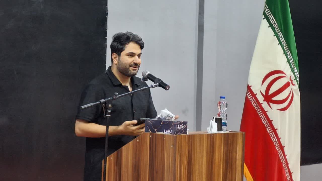 تجلیل از «داود محمدی» رئیس هیئت تنیس روی میز استان قزوین، به پاس چهار دهه خدمت به ورزش تجلیل از «داود محمدی» رئیس هیئت تنیس روی میز استان قزوین، به پاس چهار دهه خدمت به ورزش
