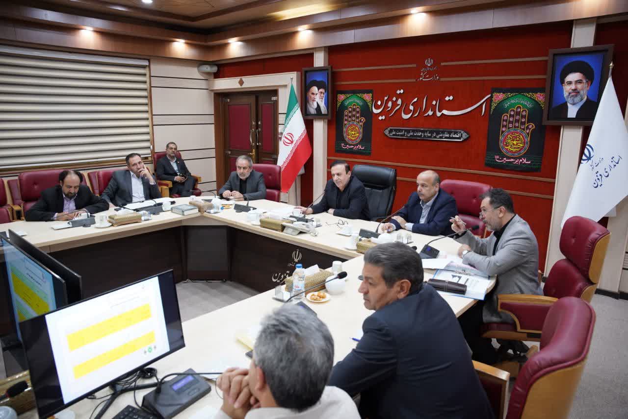 برگزاری جلسه ستاد درآمد استان به ریاست استاندار/ تأکید بر تحقق درآمدها بدون فشار بر بنگاههای اقتصادی برگزاری جلسه ستاد درآمد استان به ریاست استاندار/ تأکید بر تحقق درآمدها بدون فشار بر بنگاههای اقتصادی
