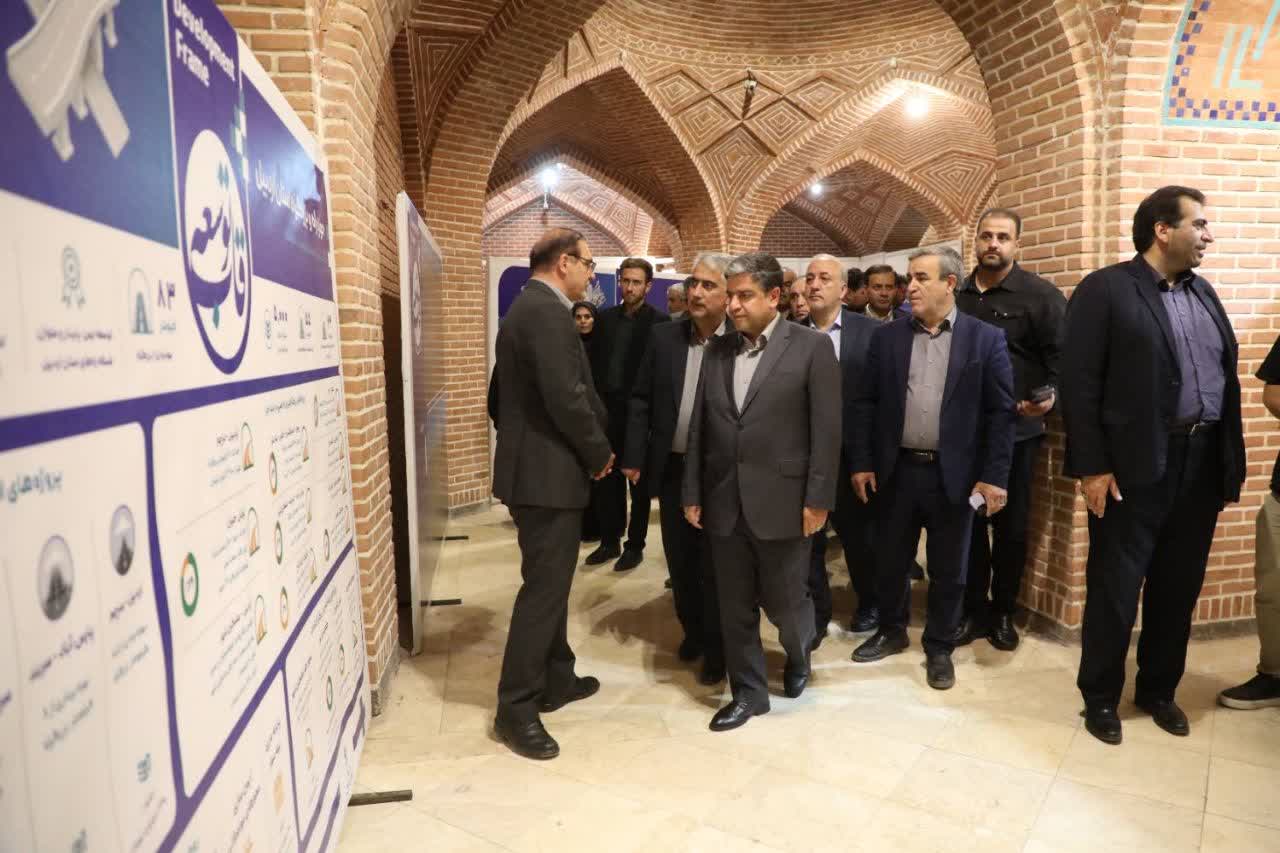 نمایشگاه «قاب توسعه» در اردبیل گشایش یافت/روایت دستاوردهای دولت چهاردهم در مسیر توسعه استان