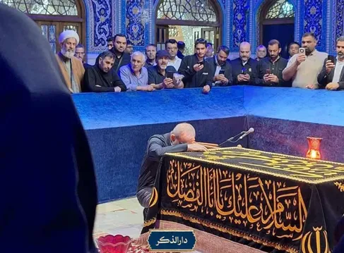 پزشکیان به زیارت حرم مطهر امام رضا (ع) مشرف شد/ ادای احترام به مزار نورانی رهبر شهید و عظیم‌الشأن انقلاب