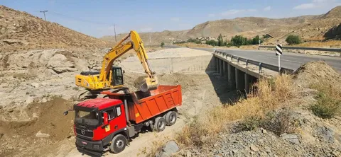راهداری خراسان شمالی به استقبال ال‌نینو می‌رود / لایروبی ۵۶۸ پل و آبرو با ۱۵۰ هزار مترمکعب عملیات