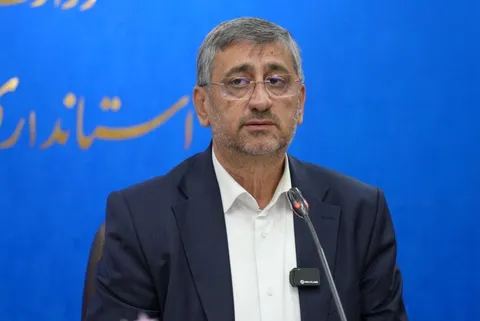 انتقاد استاندار لرستان از عدم ورود فدراسیون فوتبال به قضیه اهانت به تیم خیبر  خرم آباد
