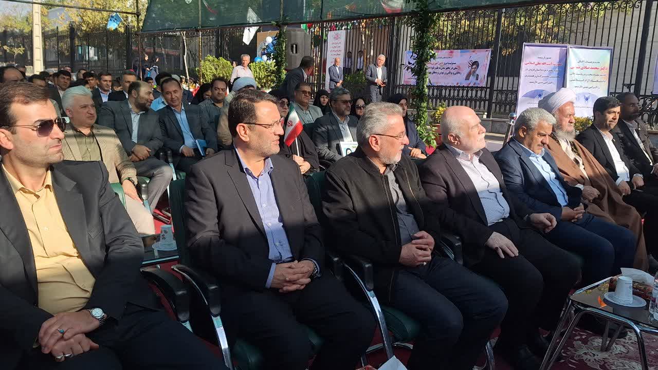 آغاز سال تحصیلی نخستین هنرستان فنی و حرفه‌ای سما دانشگاه آزاد اسلامی قزوین