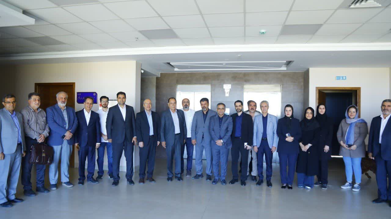 « دوران طلایی» تعامل میان مجموعه های وزارت صمت و تشکل های بخش خصوصی در قزوین « دوران طلایی» تعامل میان مجموعه های وزارت صمت و تشکل های بخش خصوصی در قزوین