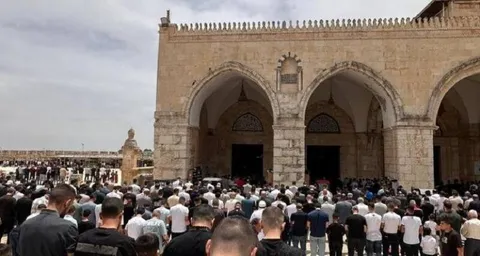 اقامه نماز جمعه در مسجد الاقصی توسط ۷۵ هزار فلسطینی در سالروز نکبت