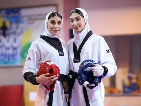 دختر تکواندوکار طلایی ایران بر بالین مبینا نعمت زاده+ عکس