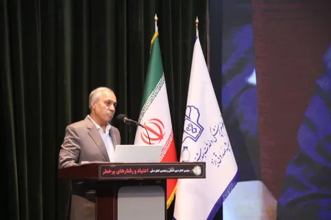 اعتیاد سالانه ۱۲۰ هزار میلیارد تومان به اقتصاد و جامعه خسارت می‌زند