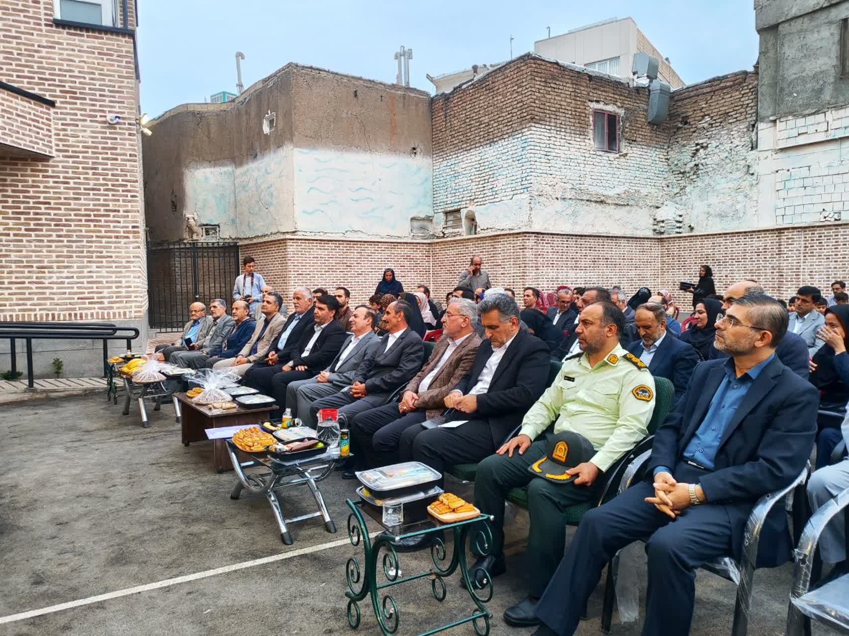مدرسه ۹ کلاسه زندهیاد حاج رضا وحدانی در قزوین به بهرهبرداری رسید مدرسه ۹ کلاسه زندهیاد حاج رضا وحدانی در قزوین به بهرهبرداری رسید