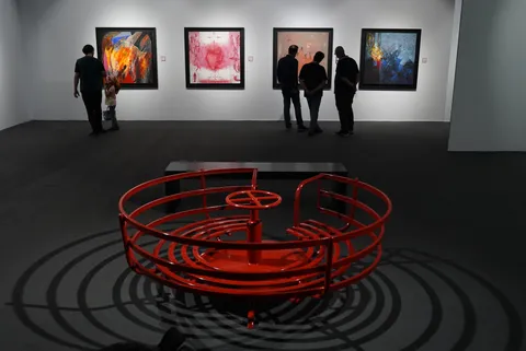 نمایشگاه «مدرسه میناب»