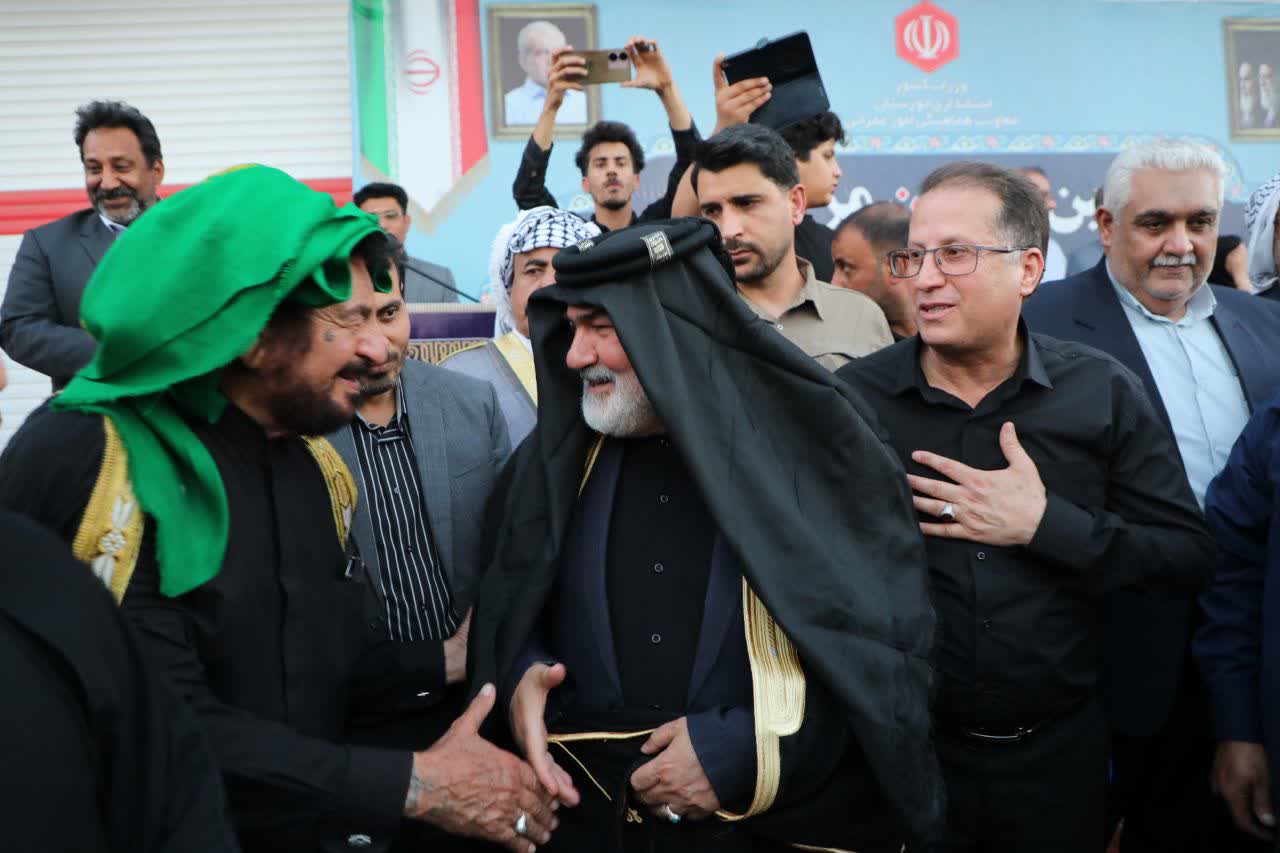 تقویت ناوگان دهیاریهای خوزستان با ۳۶ خودروی جدید / استاندار: پیگیر مطالبه گندمکاران و کاهش خاموشیها هستیم تقویت ناوگان دهیاریهای خوزستان با ۳۶ خودروی جدید / استاندار: پیگیر مطالبه گندمکاران و کاهش خاموشیها هستیم